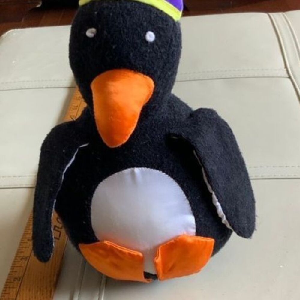 Vintage Jack Rabbit Creations 1999 Roly Poly‎ Penguin